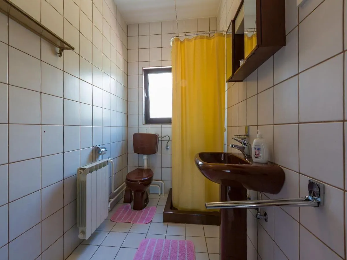 Apartment Laura 노비비노돌스키